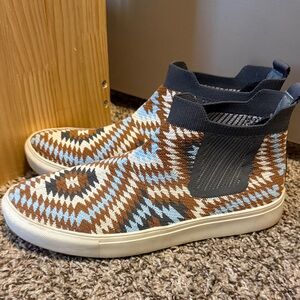Very G Brown and Blue Patterned Ankle Boots
